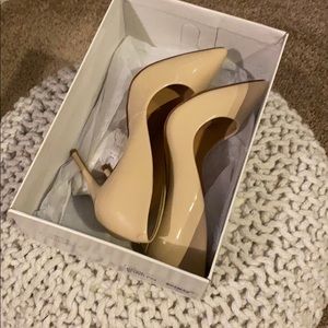 Steve Madden Daisie Bush Patent Leather Pump
